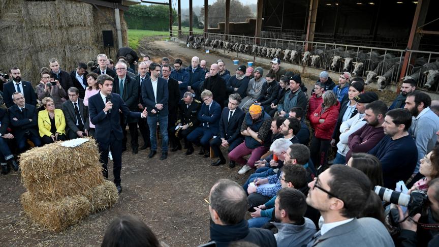 De Franse Premier Attal belooft een krachtinspanning te doen voor de landbouw.