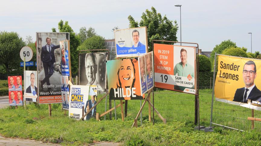 Op veel Waalse akkers zal je deze verkiezingen geen borden zien.