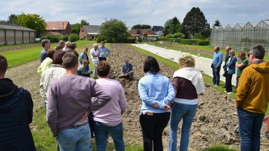 Op de Gemeentelijke Technische Tuinbouwschool in Merchtem werd de afsluiting van het agro-ecologisch onderwijsproject van Landwijzer gevierd.