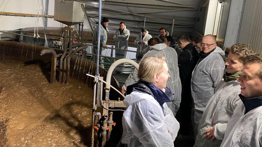 Een van de tanks van het ‘Total Circulair Farm Concept’ waarin de mest behandeld wordt.