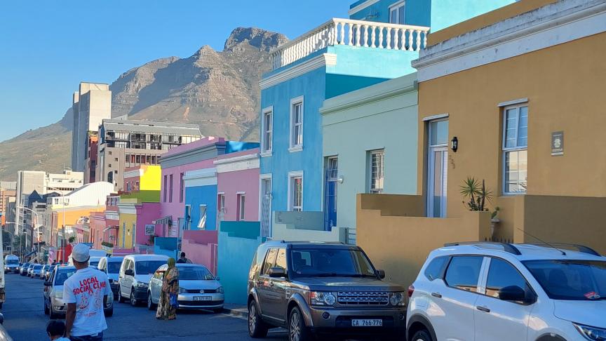 De Maleise wijk met haar gekleurde huizen, bijgenaamd Bo-Kaap