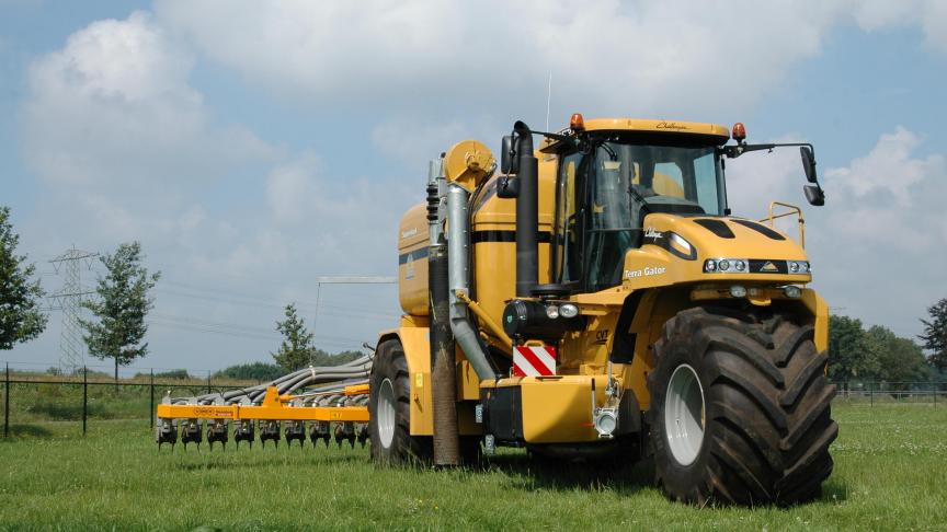 Landbouwers kregen geen extra tijd om mest uit te rijden op grasland.