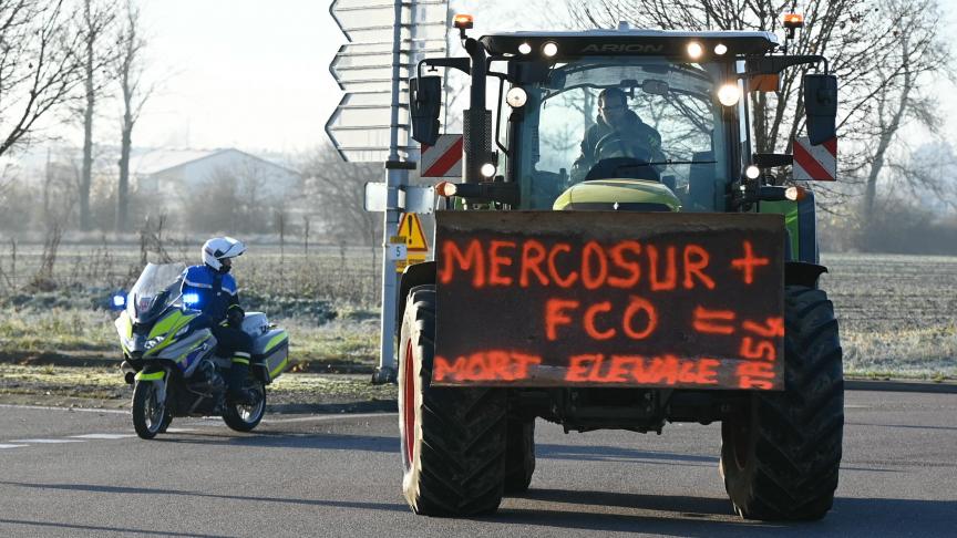 Waalse landbouwers willen op woensdag 4 december de landsgrenzen afzetten met hun tractoren.