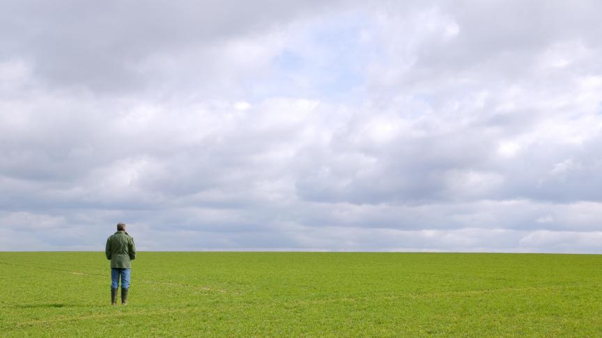 Boeren voelen zich vaak niet alleen fysiek geïsoleerd, maar ze ervaren ook dikwijls een sociaal isolement.