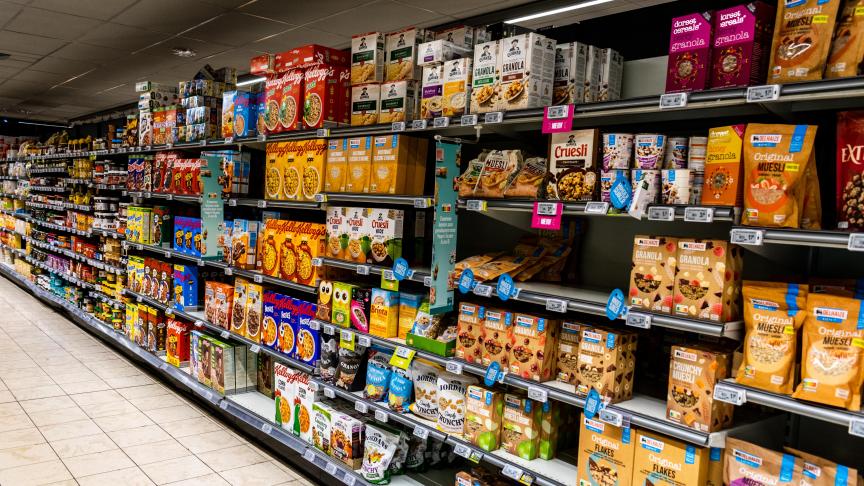 Producten in de supermarkt zijn nu gemiddeld 28% duurder dan in januari 2022.