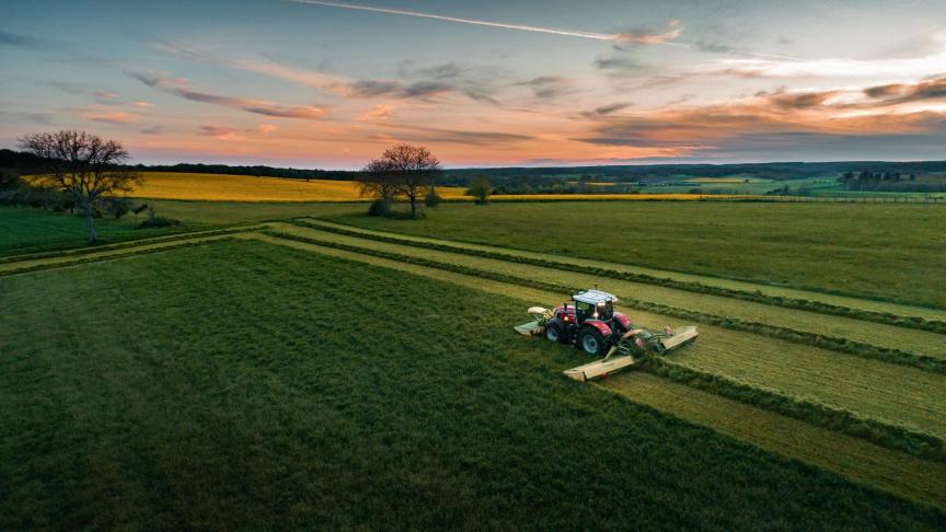 Krone produceerde zijn 1.000ste EasyCut B 950 Collect- vlindermaaier.