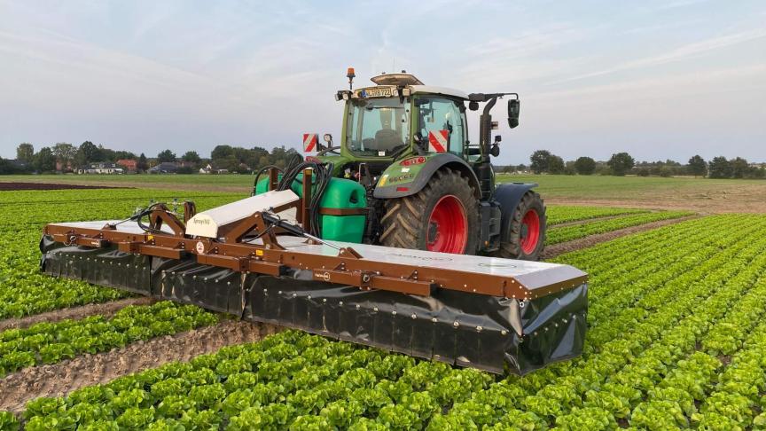 Farmstore verdeelt nu  de producten van  Farm-ING, zoals spot sprayers.