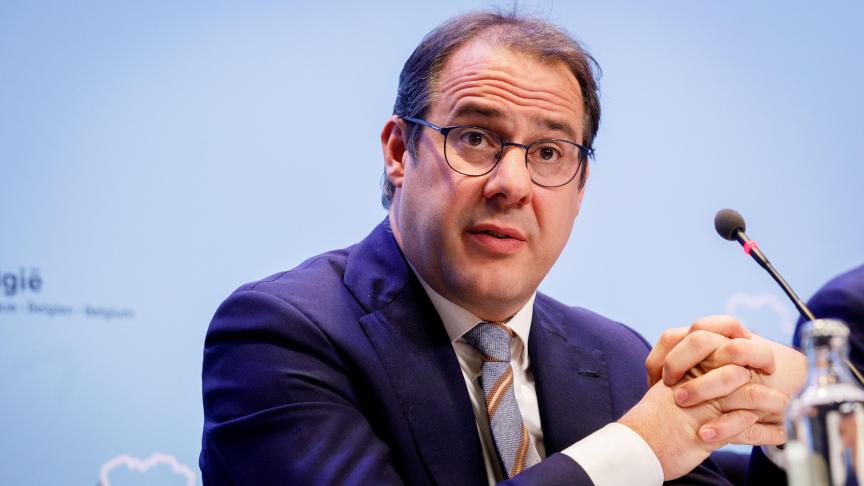 We zijn goed op weg om het statuut IBR-vrij te verkrijgen, en we zullen er alles aan doen om de veehouders in deze laatste rechte lijn te begeleiden , geeft minister Clarinval aan.