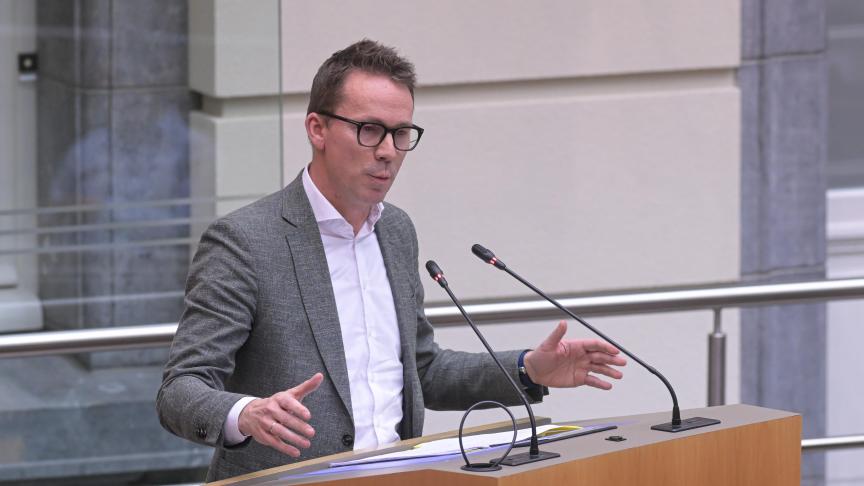 Volgens Jo Brouns wordt er aan sfeerschepping gedaan door enkel naar de landbouw te wijzen als schuldige voor de PFAS-vervuiling van het drinkwater.