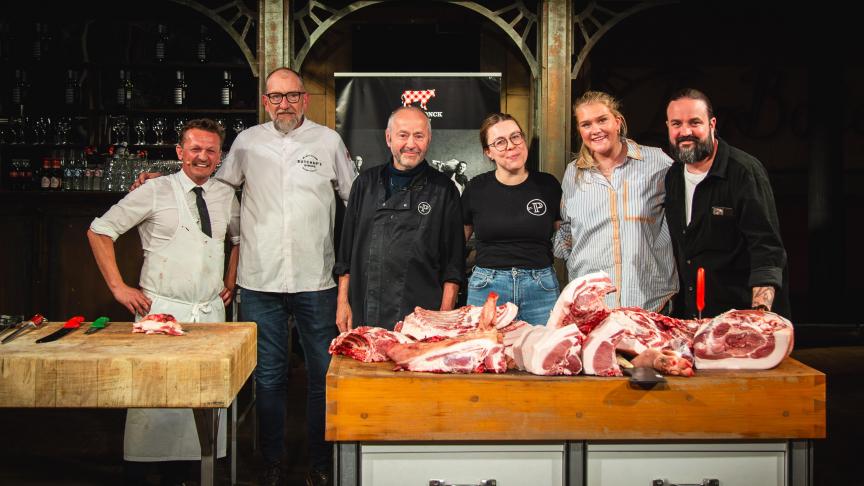 Het culinair evenement Vleesch – met deelname van meester-slagers Hendrik Dierendonck en Luc De Laet (links op de foto) – bracht een ode aan het slagersambacht.