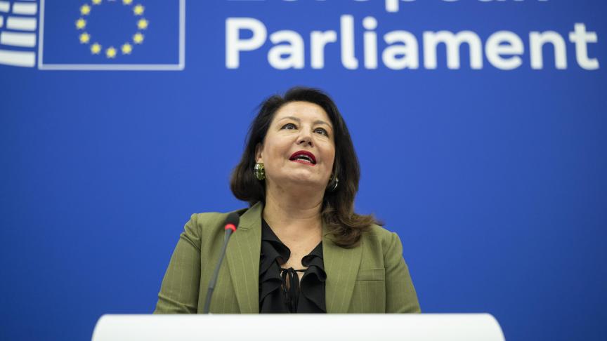 Het voorstel van de commissie landbouw en plattelandsontwikkeling van het Europees Parlement komt uit de koker van Carmen Crespo Díaz (EVP).