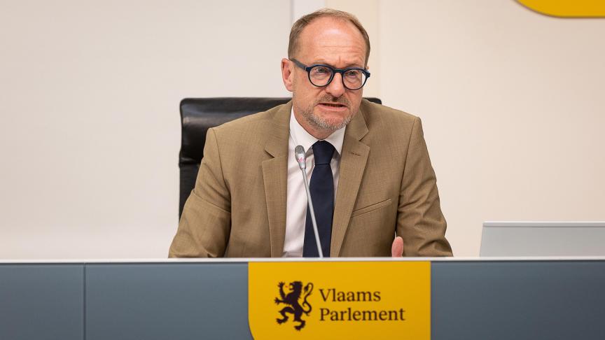 Er moet aandacht zijn voor de wolf, maar ook voor zijn slachtoffers, aldus minister Weyts.