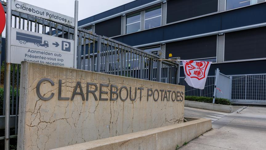 De werknemers van Clarebout Potatoes krijgen de zogenaamde 'patattenpremie' op hun rekening gestort.