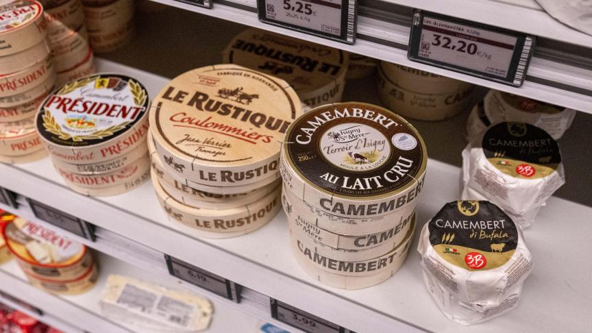 Hongarije en Italië stelden eind januari een aantal maat-regelen voor om de Europese zuivelmarkt uit het slop te trekken.