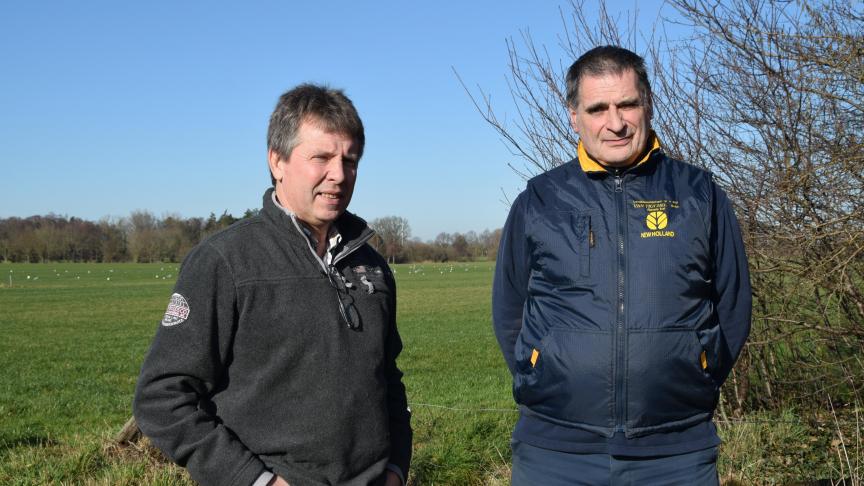 Johan Spits (links) en Leo Beyens gaven ons duiding over de situatie in het Turnhouts Vennengebied.