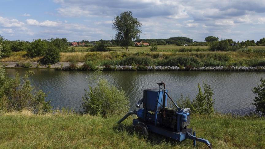 West-Vlaams gouverneur Carl Decaluwé voert een tijdelijk onttrekkingsverbod in voor de stroomgebieden van de Rivierbeek en de Blankaart.