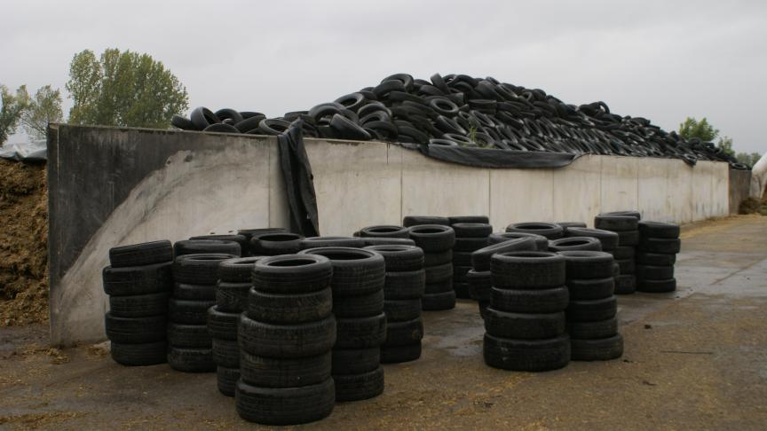 Momenteel is er geen ophaalcampagne meer van silobanden op landbouwbedrijven.