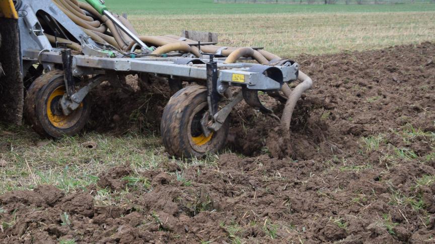 Landbouwers kunnen alleen maar verantwoordelijkheid dragen voor de meetpunten die beïnvloed worden door hun activiteiten, zo meent ook minister Brouns.